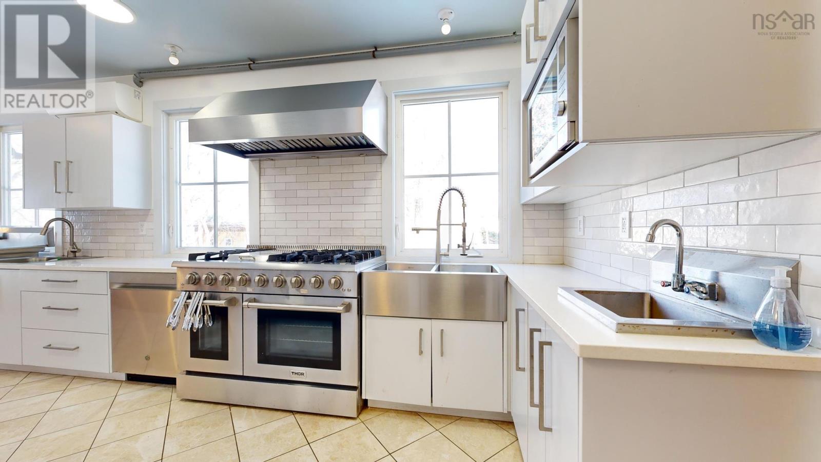 250 Main Street, Wolfville, Nova Scotia  B4P 1C4 - Photo 16 - 202403682