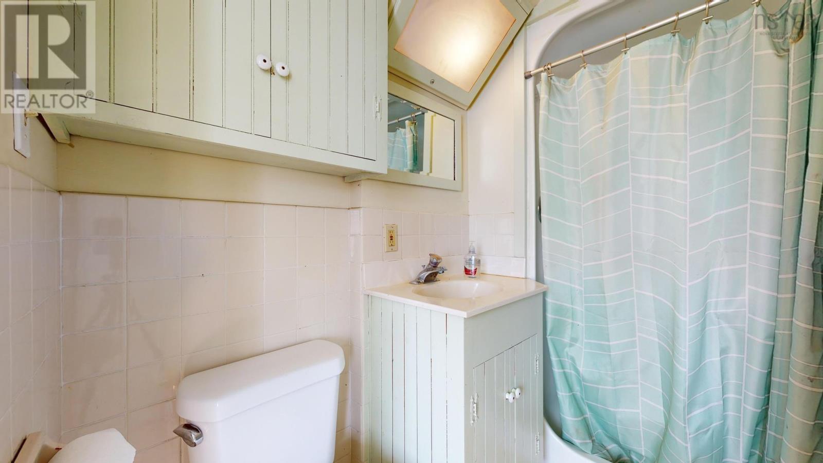 250 Main Street, Wolfville, Nova Scotia  B4P 1C4 - Photo 35 - 202403682