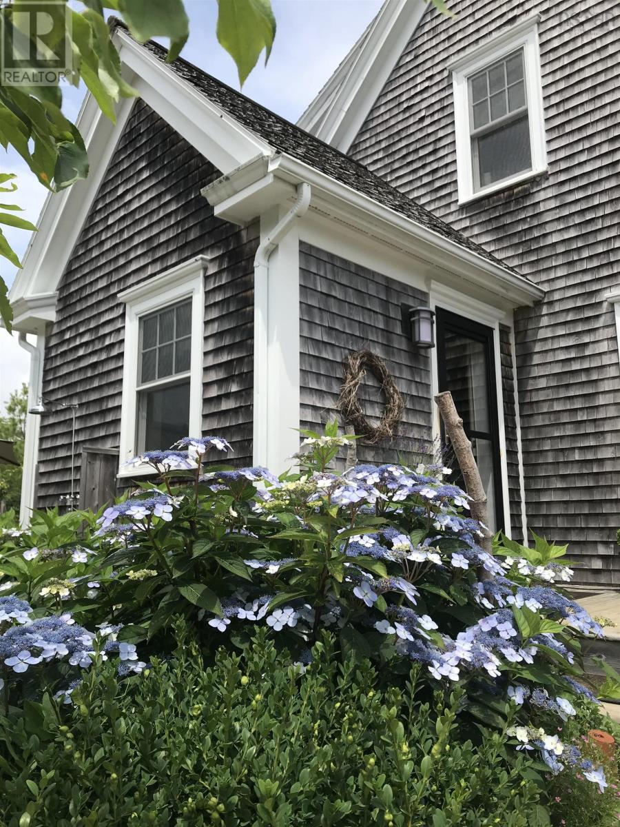 3374 Highway 332, Rose Bay, Nova Scotia  B0J 2X0 - Photo 3 - 202403742