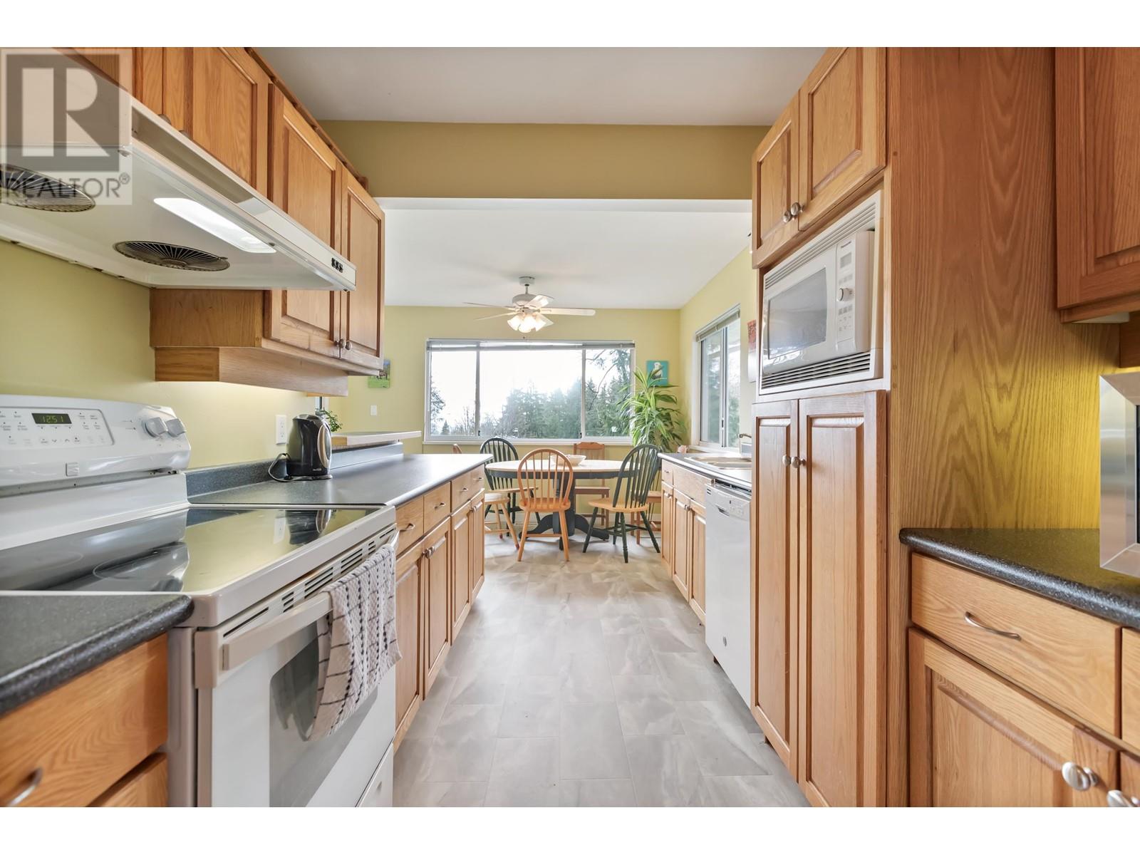 10297 262 Street, Maple Ridge, British Columbia  V2W 1K4 - Photo 12 - R2854678