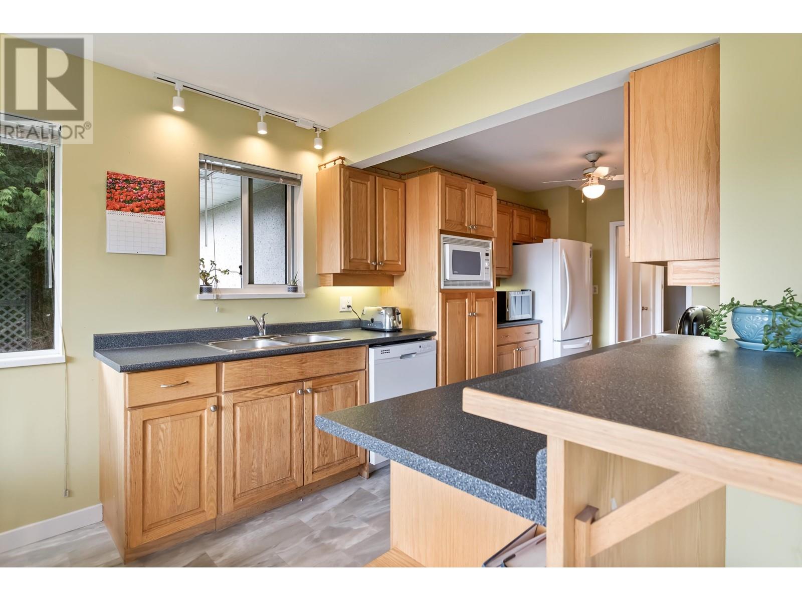 10297 262 Street, Maple Ridge, British Columbia  V2W 1K4 - Photo 14 - R2854678