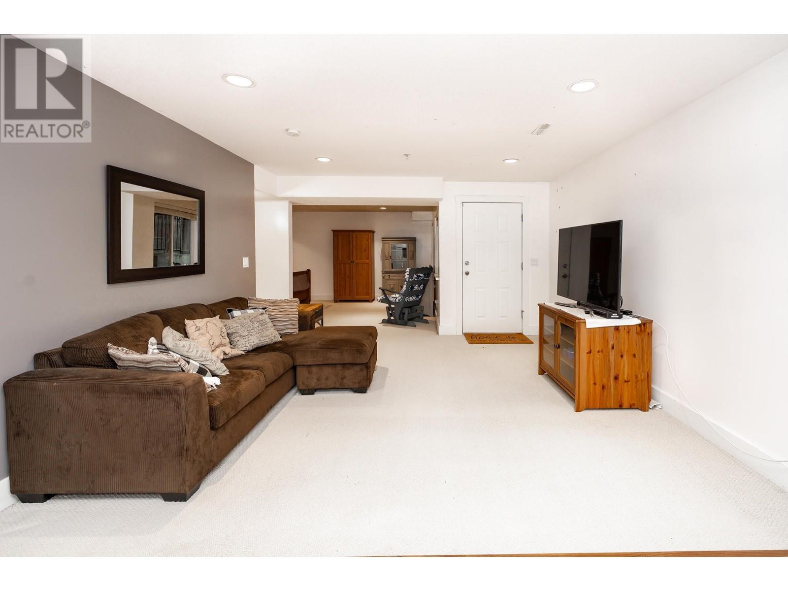 23953 Mcclure Avenue, Maple Ridge, British Columbia  V2W 0B3 - Photo 24 - R2854736