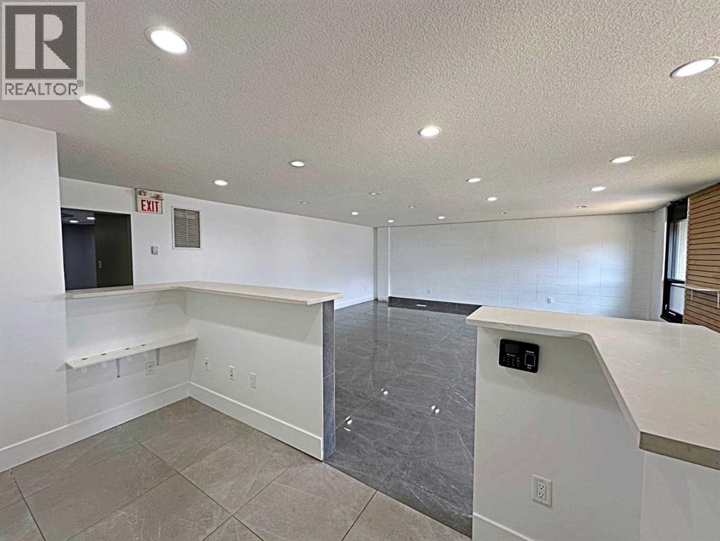 8127 Fraser Avenue, Fort Mcmurray, Alberta  T9H 1W5 - Photo 9 - A2111564