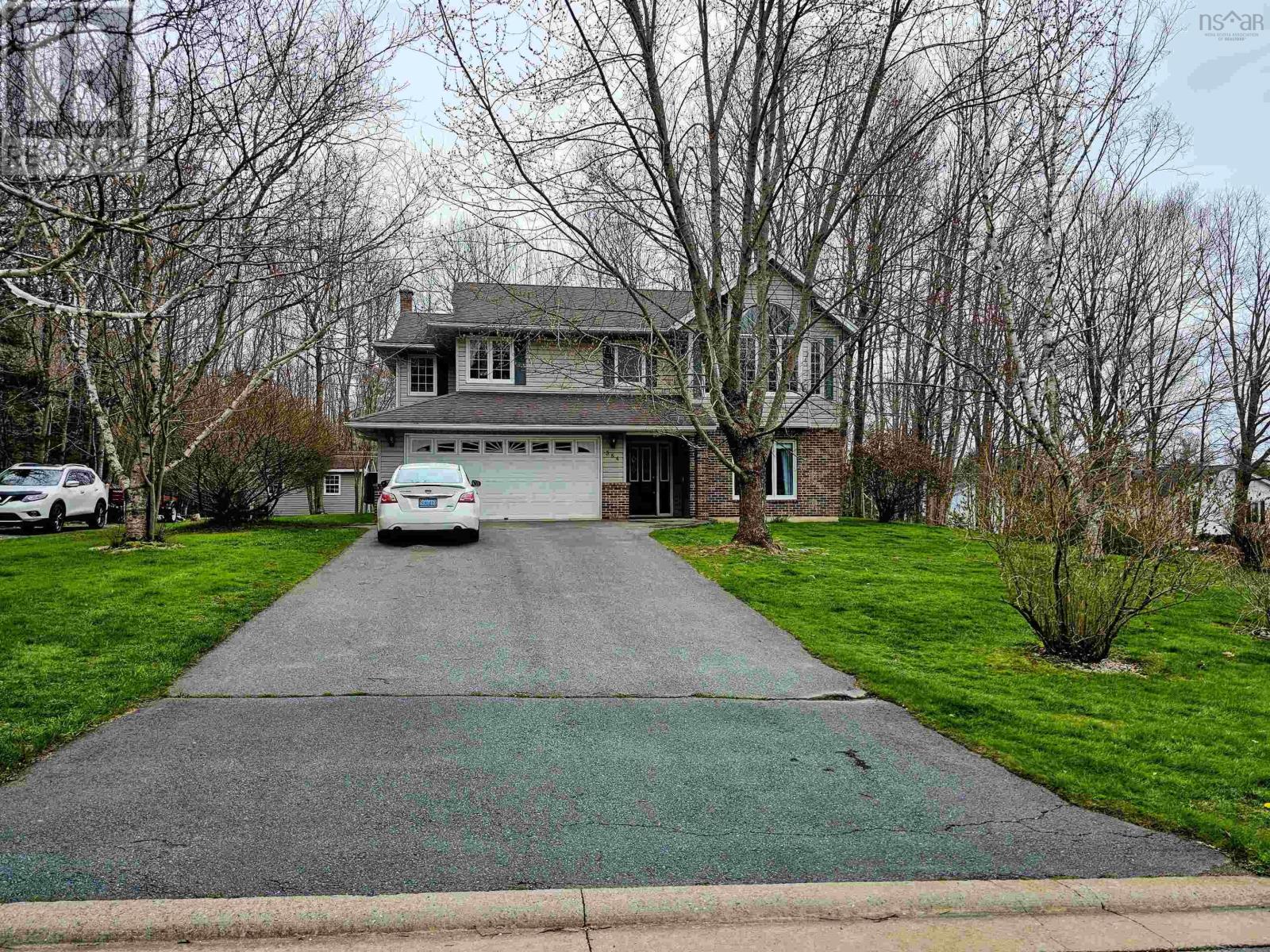 364 Brady Street, Bridgewater, Nova Scotia  B4V 3W4 - Photo 1 - 202403710