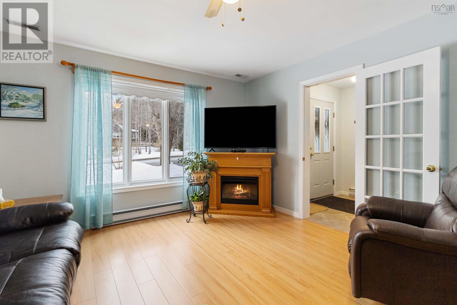 364 Brady Street, Bridgewater, Nova Scotia  B4V 3W4 - Photo 12 - 202403710