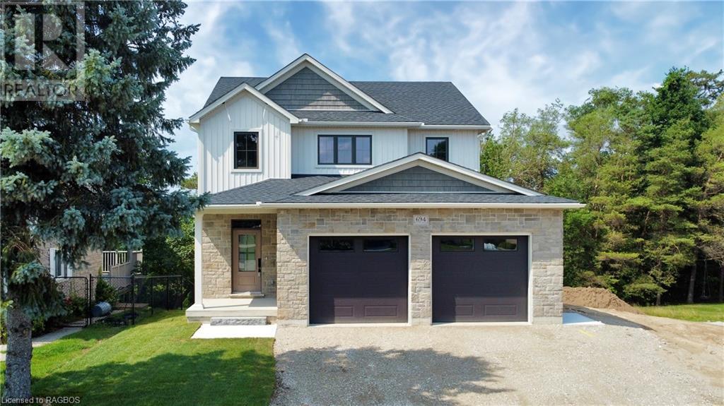 694 17th Street Crescent, Hanover, Ontario  N4N 3M3 - Photo 1 - 40546304