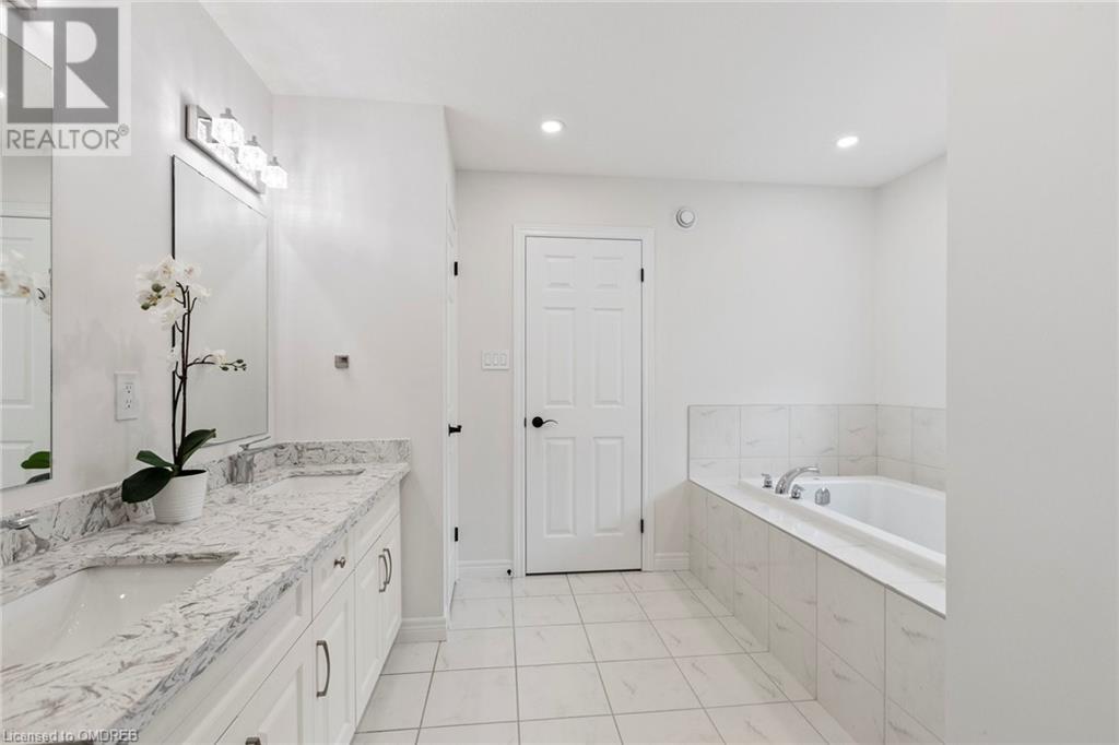 18 Valleybrook Drive, Kitchener, Ontario  N2A 0K1 - Photo 25 - 40547389