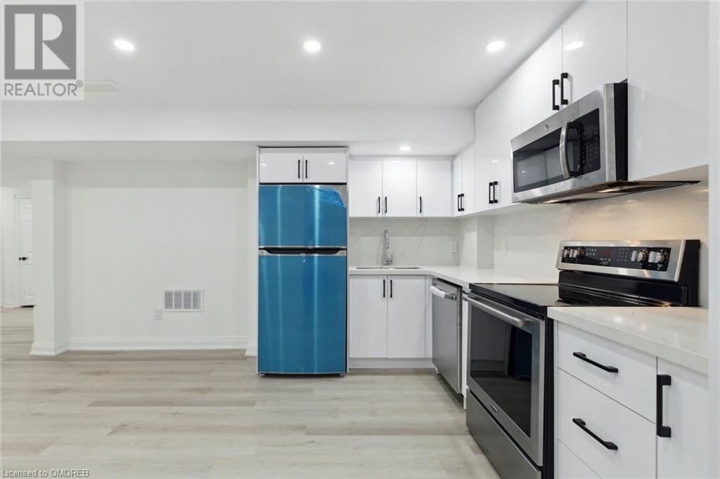 18 Valleybrook Drive, Kitchener, Ontario  N2A 0K1 - Photo 37 - 40547389