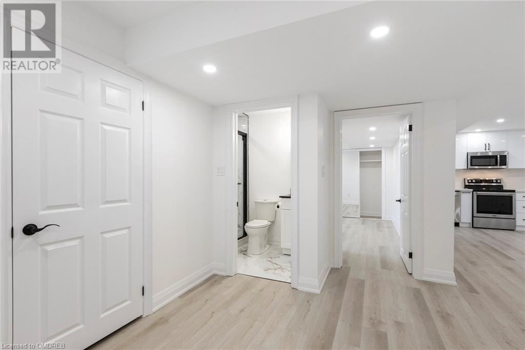 18 Valleybrook Drive, Kitchener, Ontario  N2A 0K1 - Photo 38 - 40547389