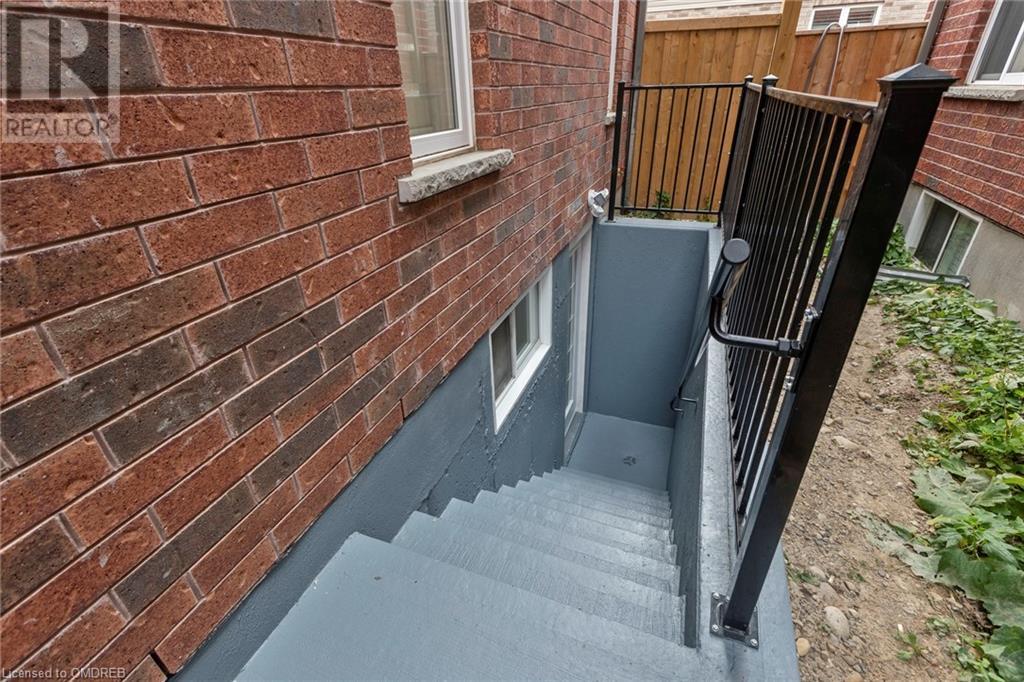 18 Valleybrook Drive, Kitchener, Ontario  N2A 0K1 - Photo 44 - 40547389