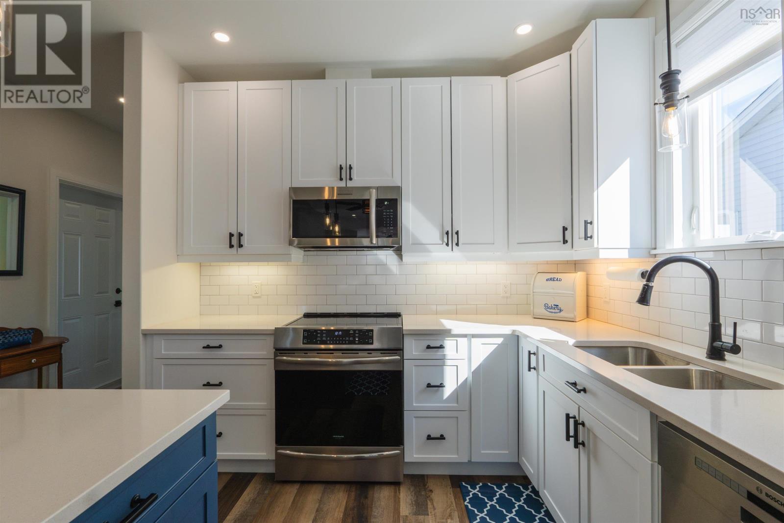 51 Thistle Street, Falmouth, Nova Scotia  B0P 1L0 - Photo 5 - 202403757