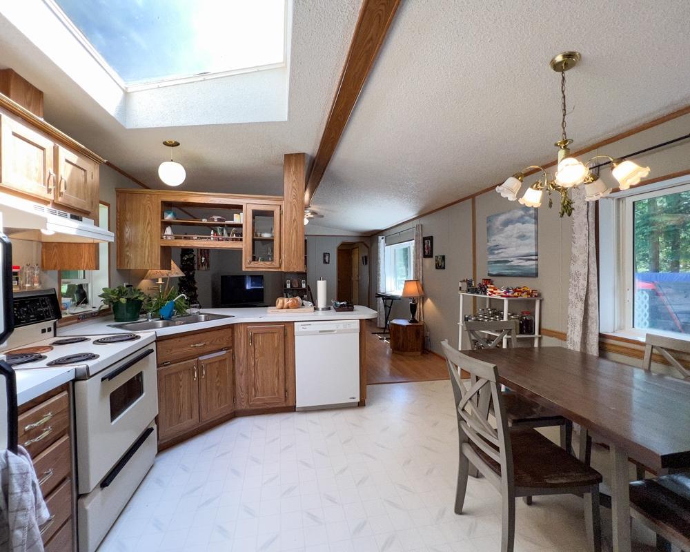 13304 - 13308 Highway 31, Meadow Creek, British Columbia  V0G 1N0 - Photo 40 - 2475155