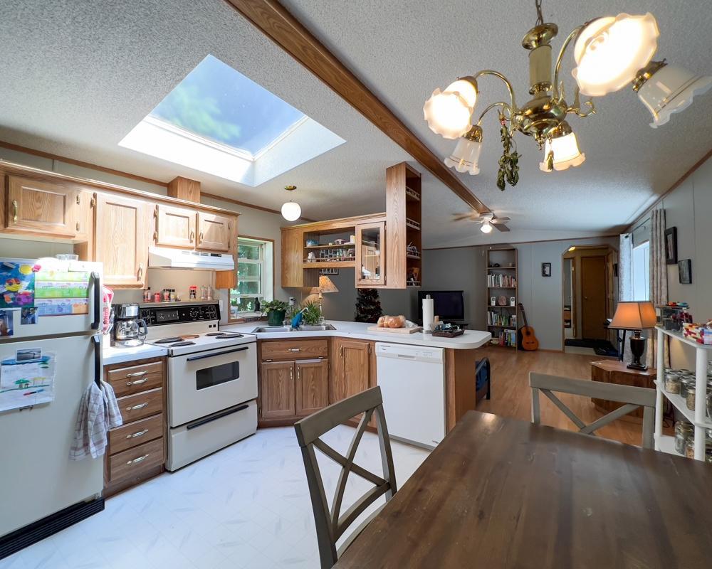 13304 - 13308 Highway 31, Meadow Creek, British Columbia  V0G 1N0 - Photo 41 - 2475155