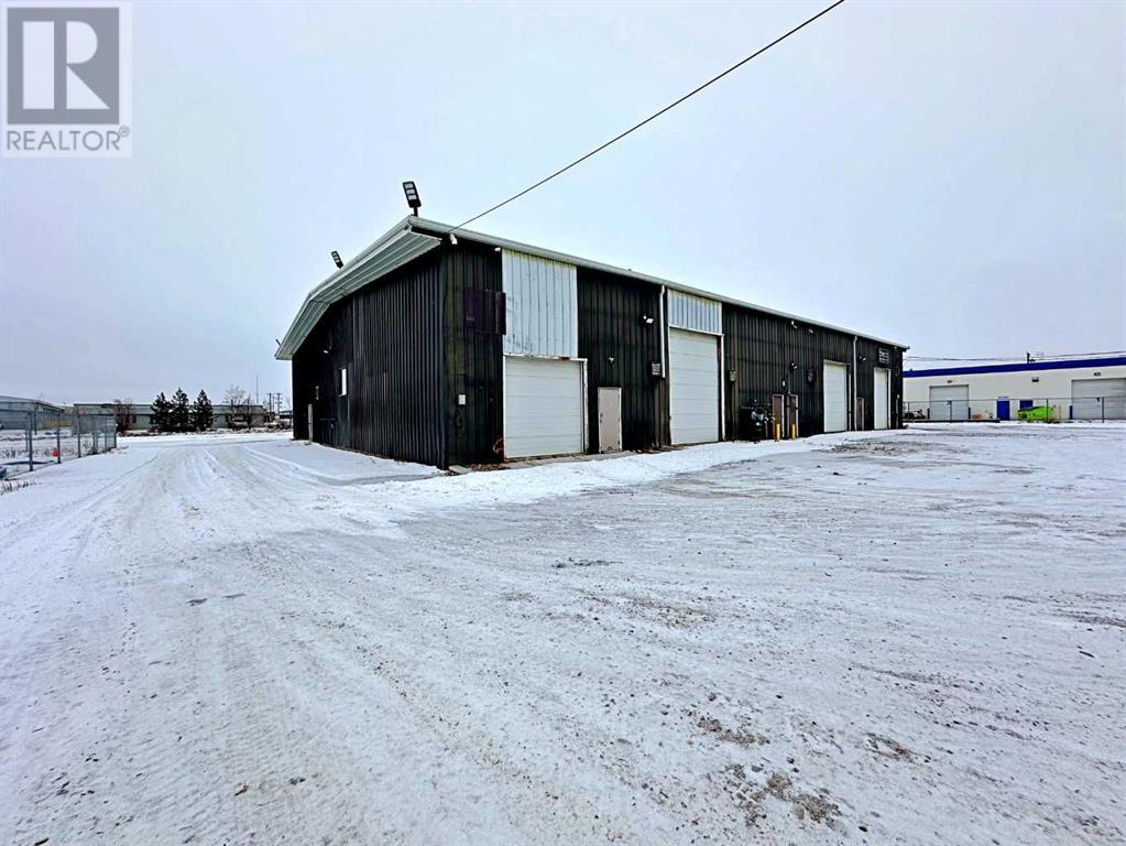 C&d, 225 Macdonald Crescent, Fort Mcmurray, Alberta  T9H 4B5 - Photo 25 - A2099044