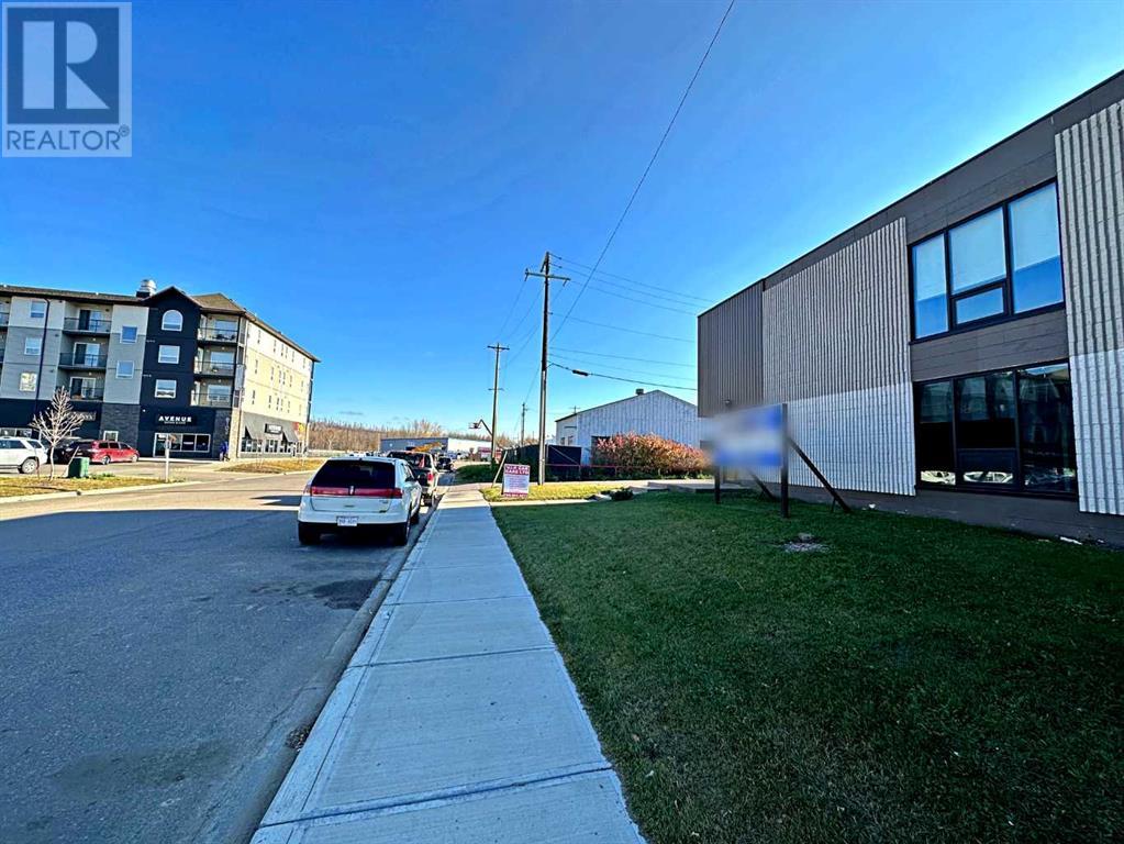 8111 Fraser Avenue, Fort Mcmurray, Alberta  T9H 1W5 - Photo 49 - A2076290