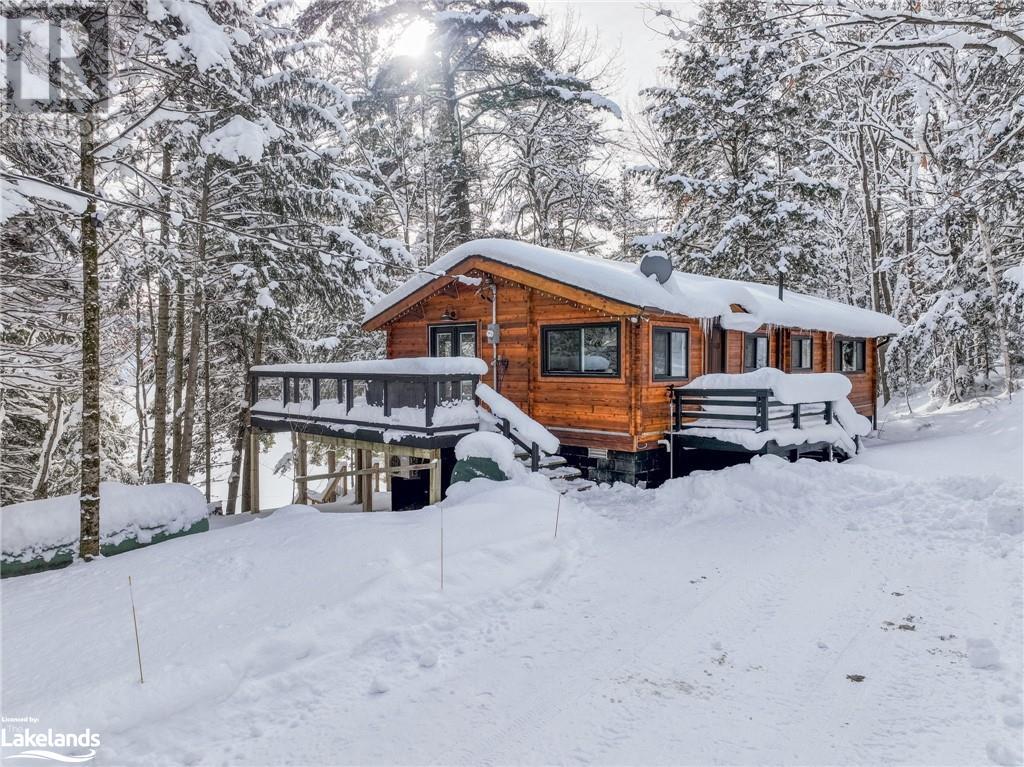 17 Wildwood Lane Lane, Rosseau, Ontario P0C 1J0 (26572628)