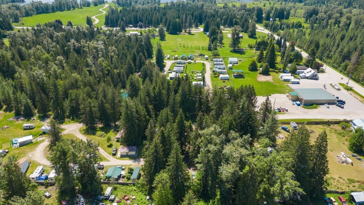 16070 Highway 3a, Crawford Bay / Riondel, British Columbia  V0B 1E0 - Photo 10 - 2475246