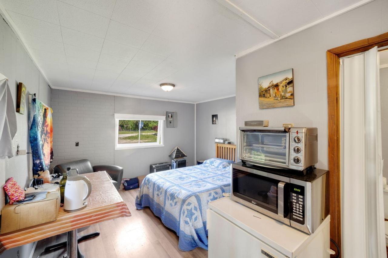 16070 Highway 3a, Crawford Bay / Riondel, British Columbia  V0B 1E0 - Photo 55 - 2475246