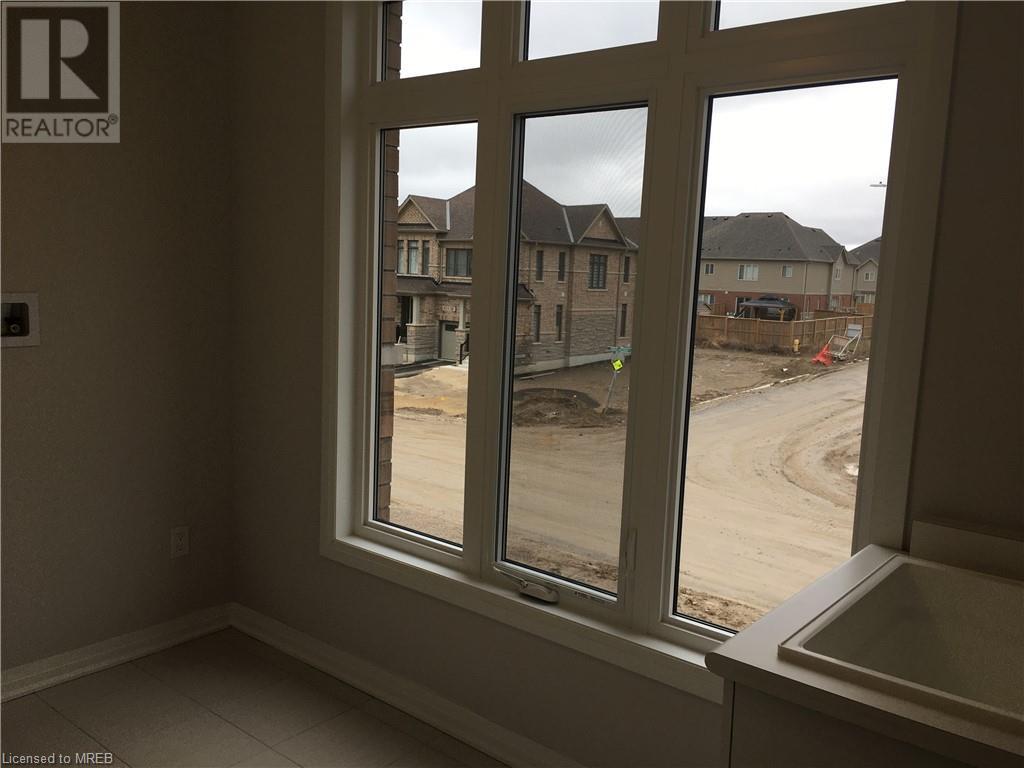 457 Robert Woolner Street, Ayr, Ontario N0B 1E0 (26573501) Royal