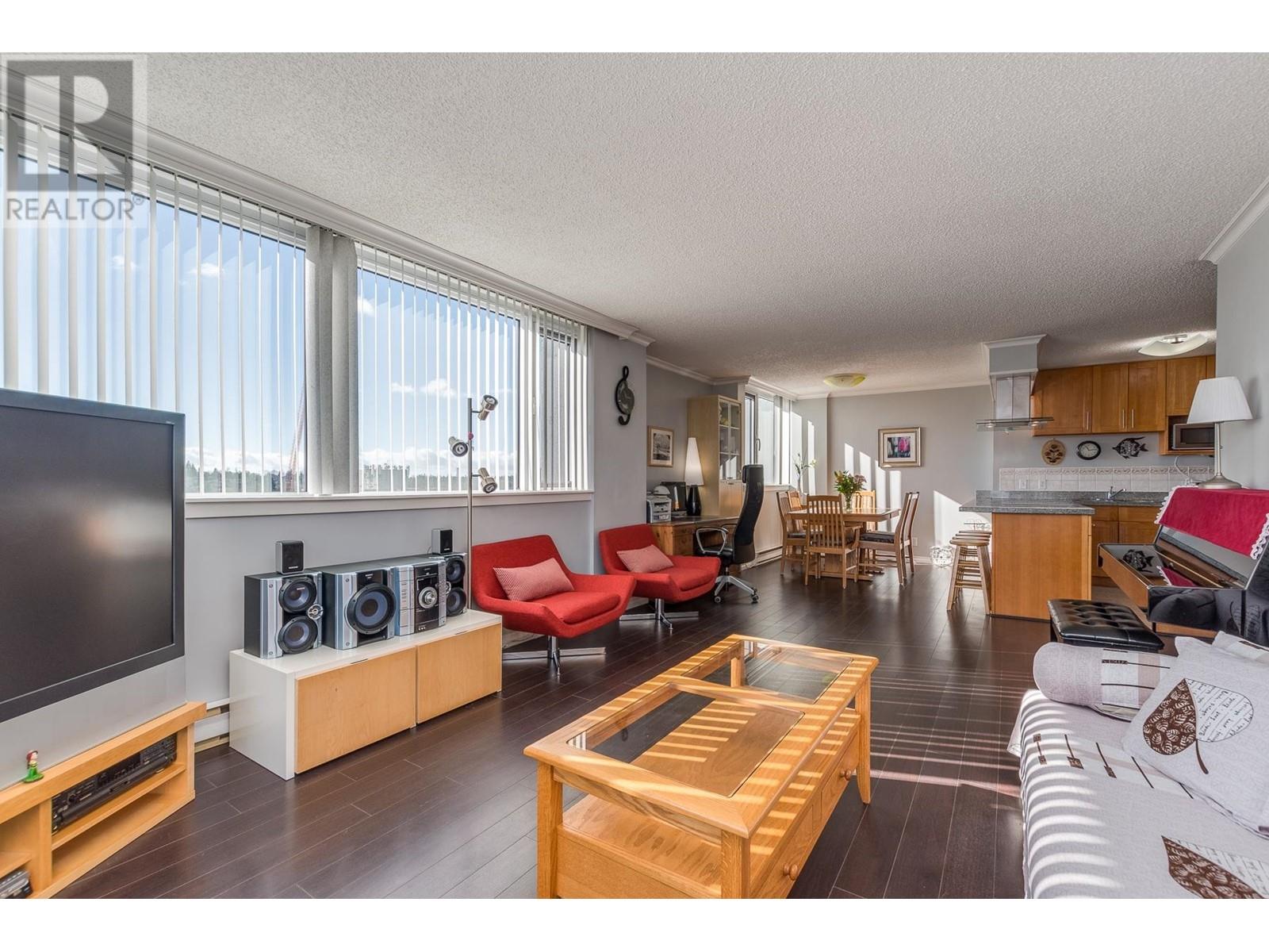 2107 3980 Carrigan Court, Burnaby, British Columbia  V3N 4S6 - Photo 3 - R2854888