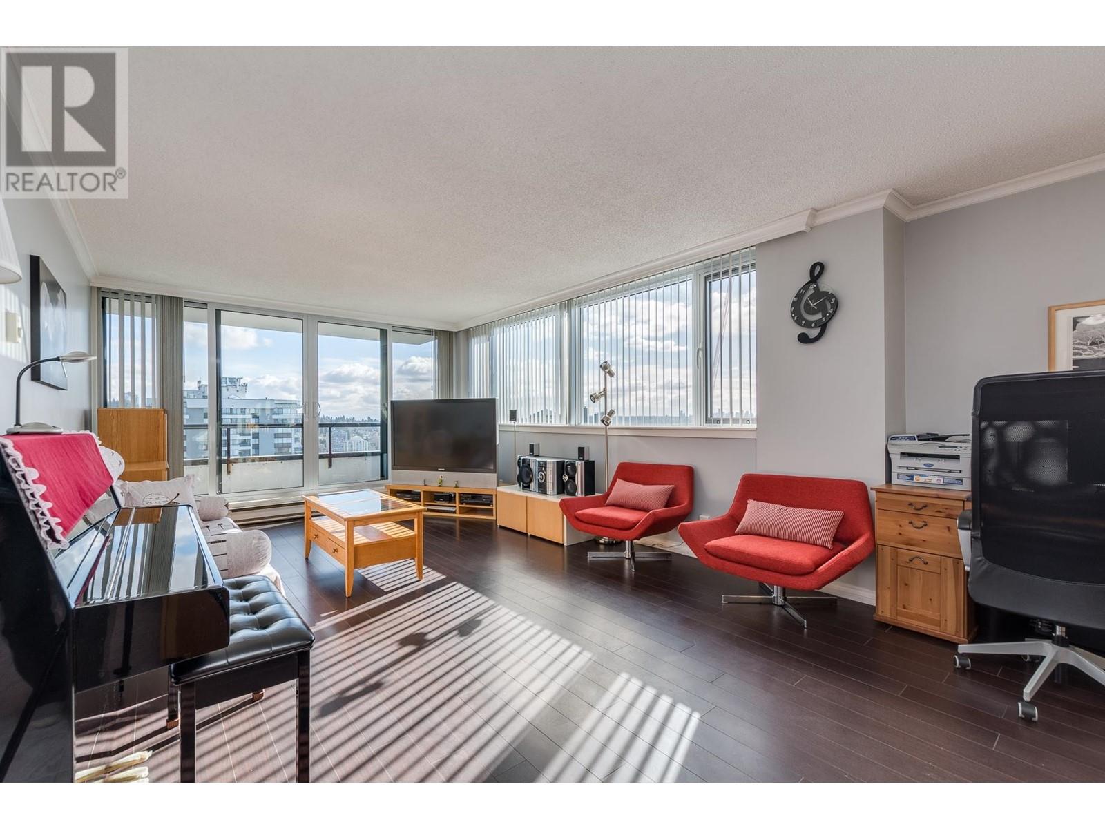 2107 3980 Carrigan Court, Burnaby, British Columbia  V3N 4S6 - Photo 1 - R2854888