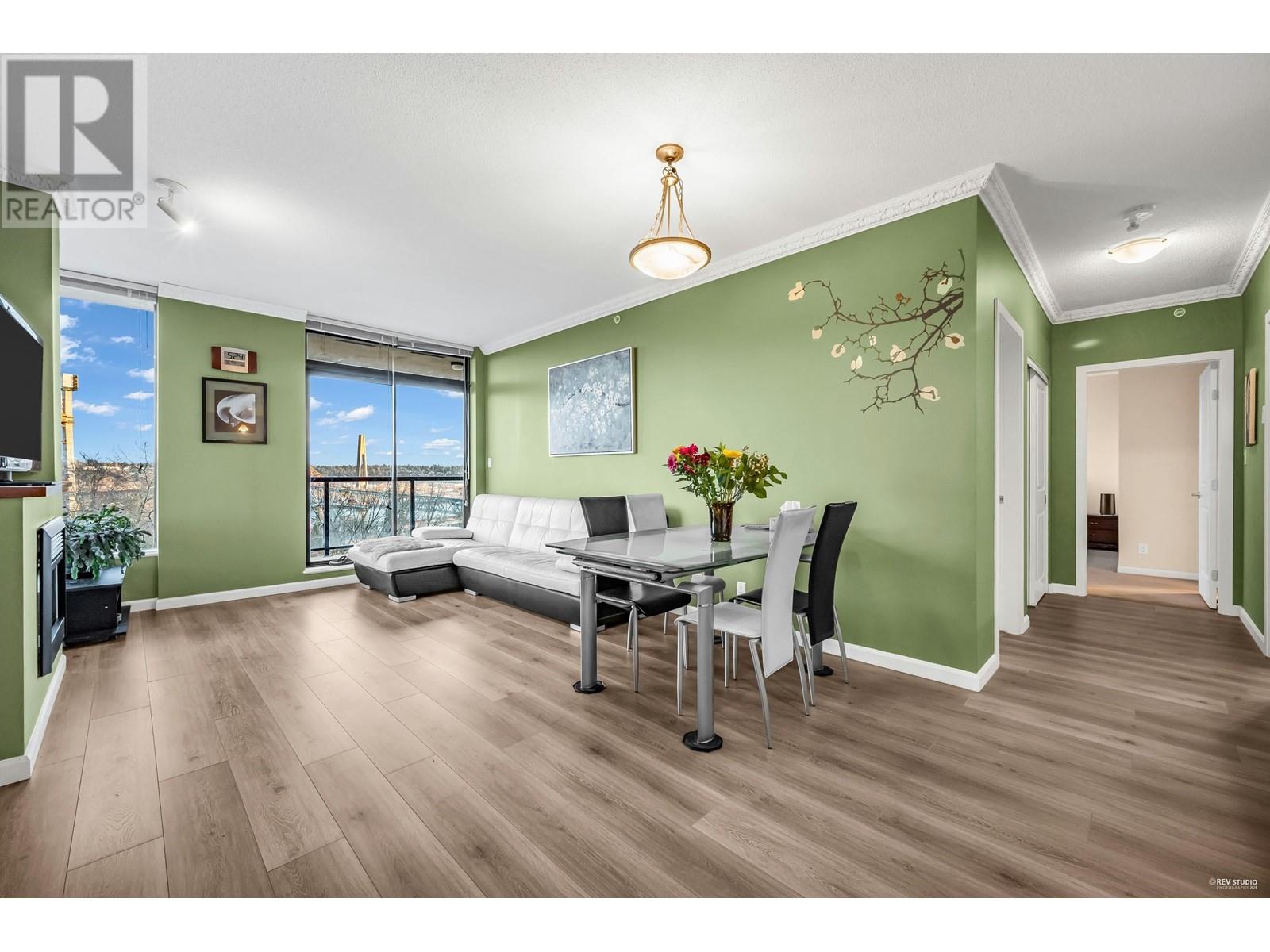 703 11 E Royal Avenue, New Westminster, British Columbia  V3L 0A8 - Photo 1 - R2854878