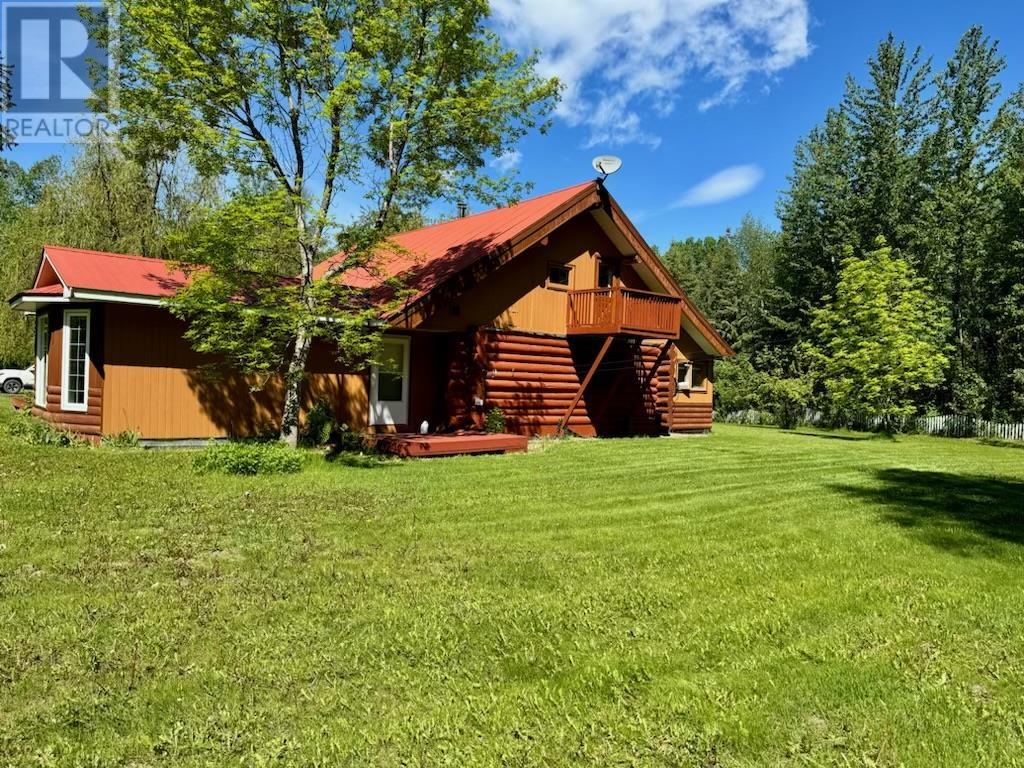 11409 Huffman Drive, Fort St. James, British Columbia  V0J 1P0 - Photo 2 - R2854574
