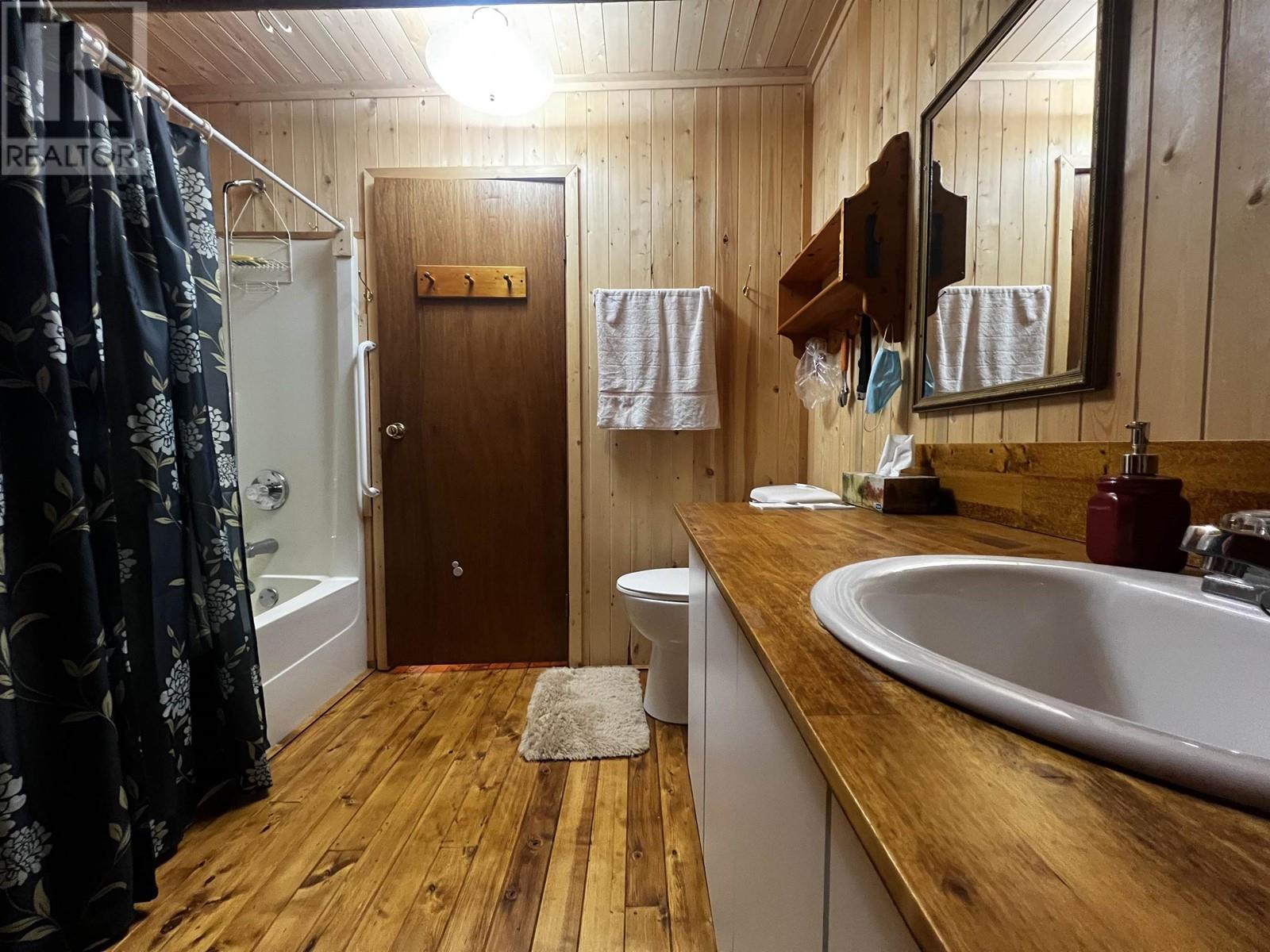 11409 Huffman Drive, Fort St. James, British Columbia  V0J 1P0 - Photo 31 - R2854574