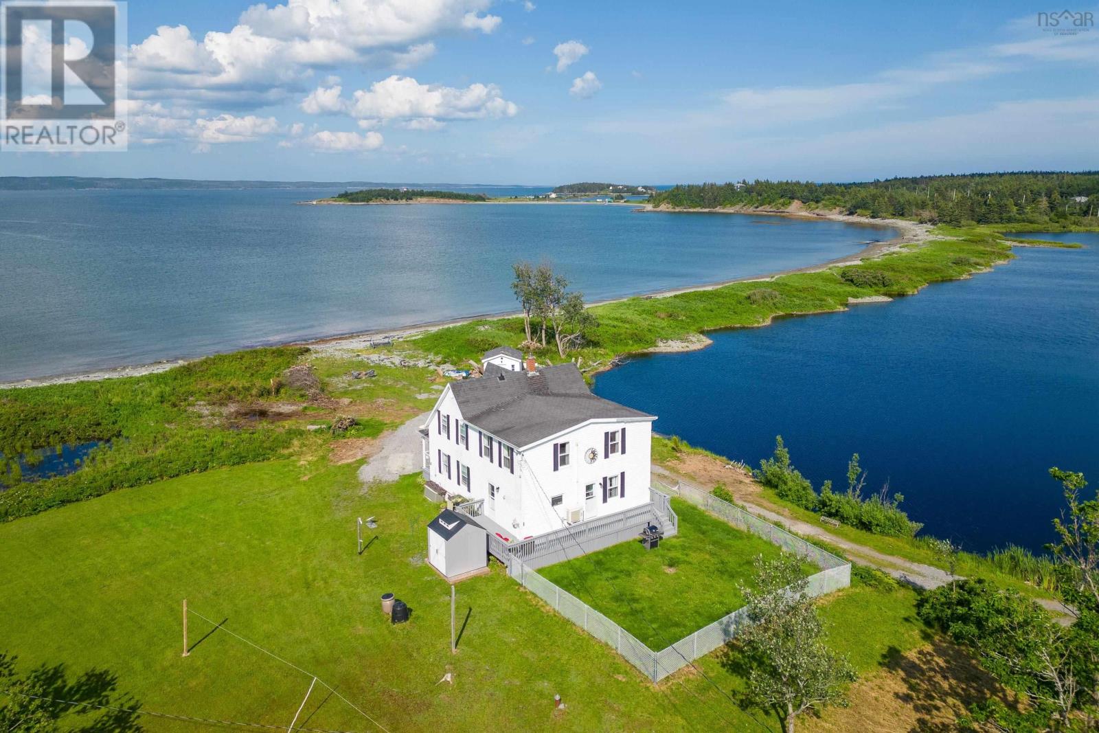 8509 Highway 327, Gabarus, Nova Scotia  B1K 2B3 - Photo 2 - 202403764