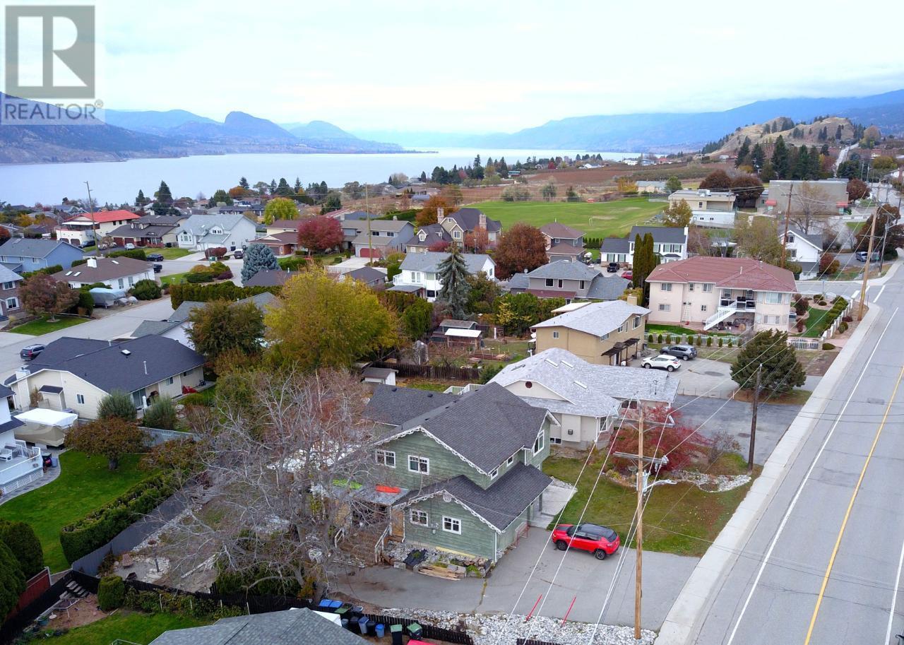 271 MIDDLE BENCH Road Penticton