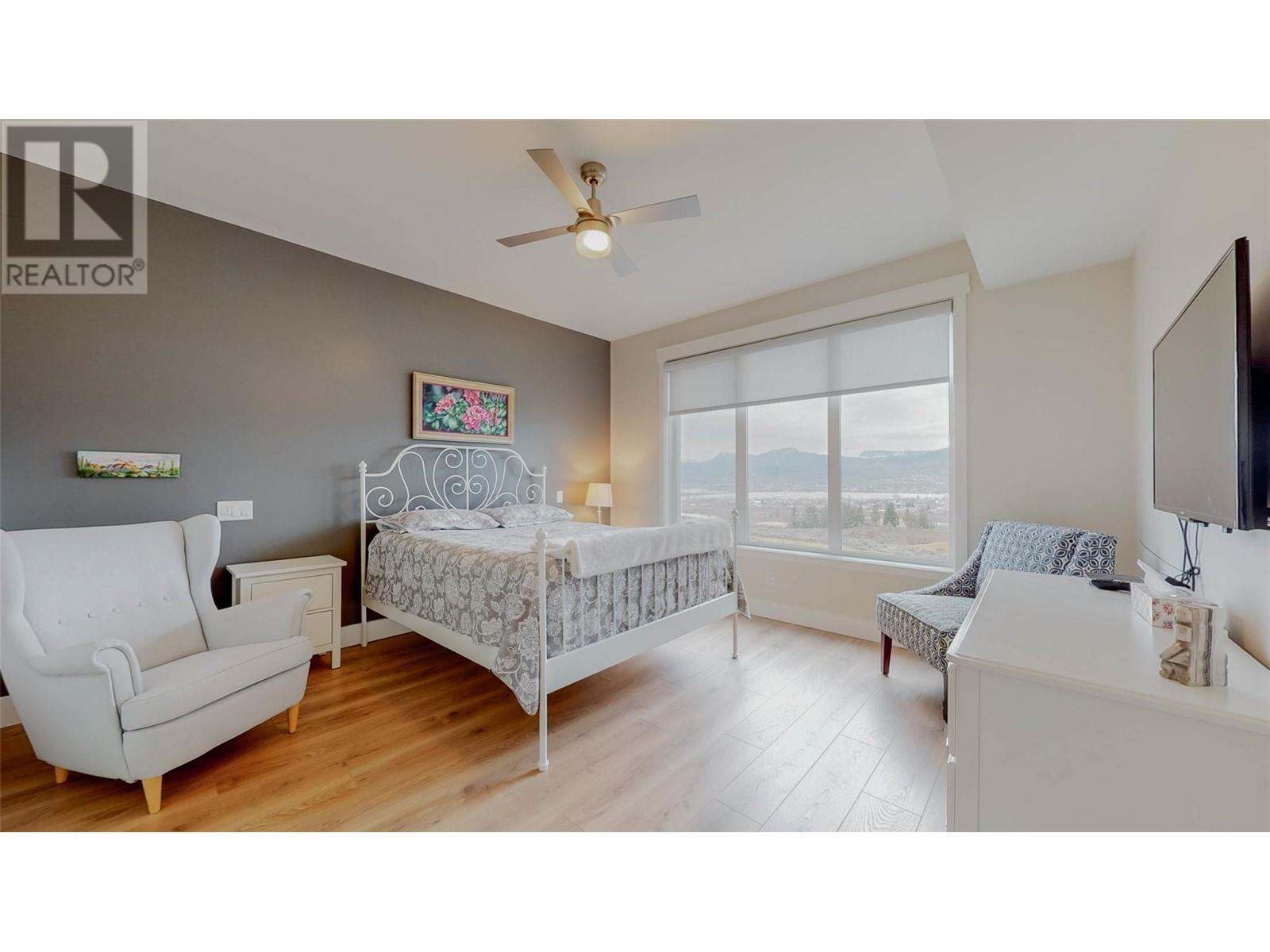 2000 VALLEYVIEW Drive Unit# 1 Osoyoos