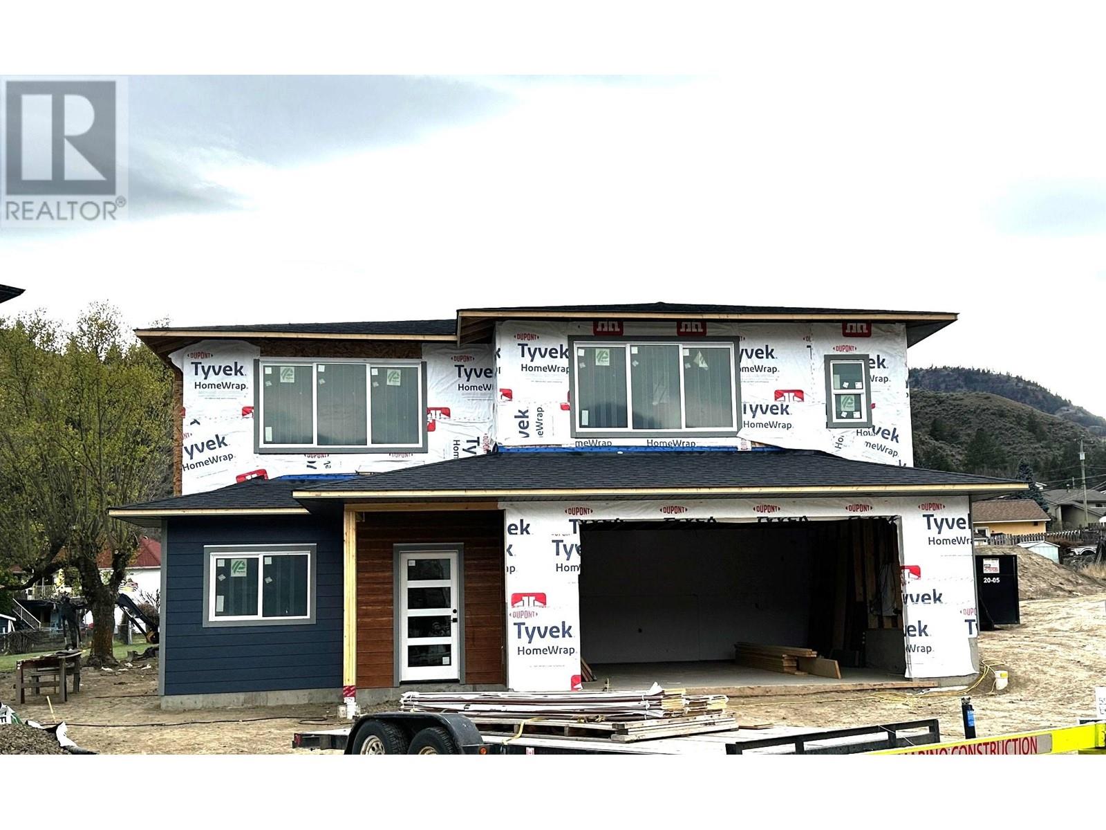 5585 COSTER PLACE, kamloops, British Columbia