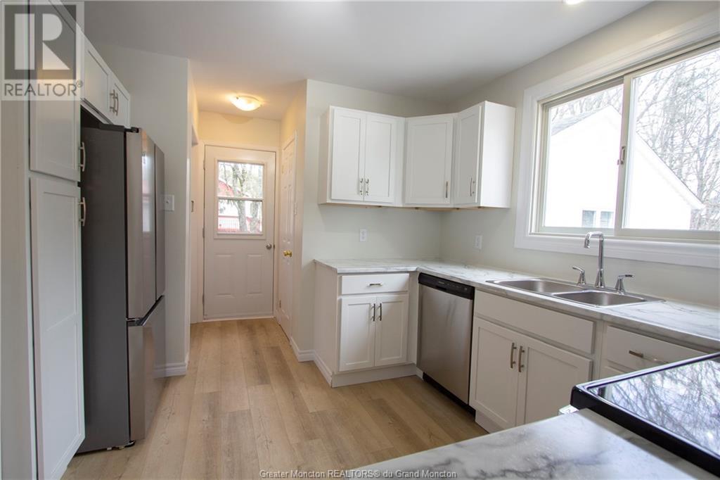 31 King St, Sackville, New Brunswick  E4L 3G5 - Photo 5 - M157663