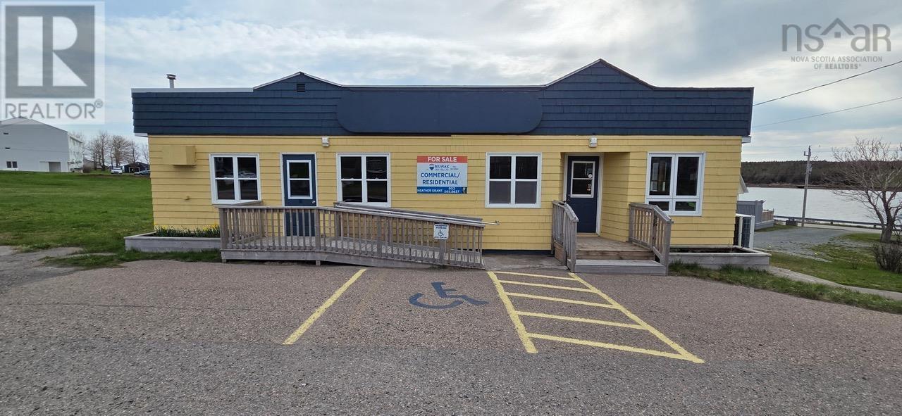 14925 Cabot Trail Road, chéticamp, Nova Scotia