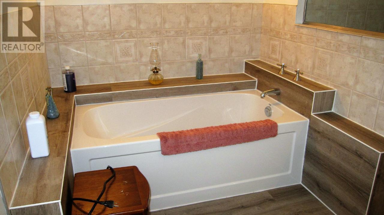 1898 Langley Road, Merritt, British Columbia  V1K 1B8 - Photo 23 - 177015