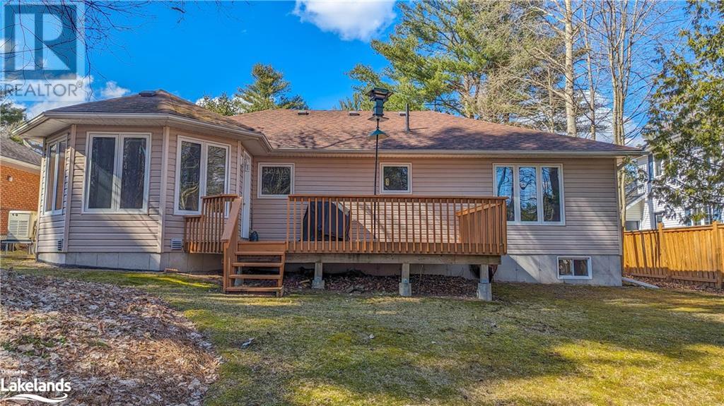 10 Palmer Court, Bracebridge, Ontario  P1L 1K5 - Photo 2 - 40547980