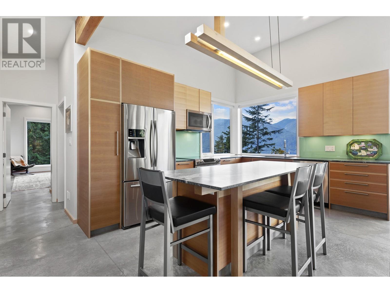 1135 Copper Drive, Britannia Beach, British Columbia  V8B 1J2 - Photo 6 - R2854766