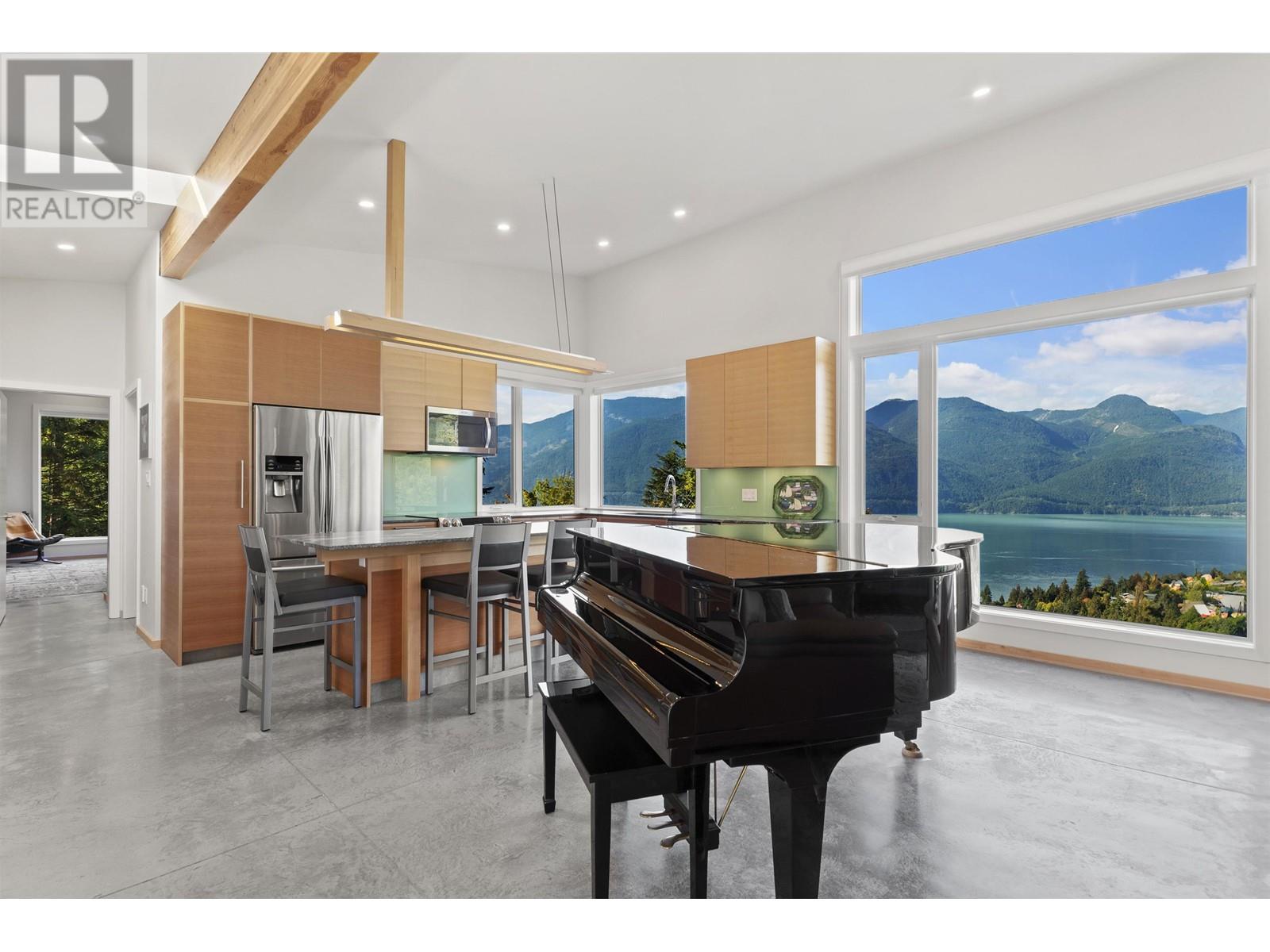 1135 Copper Drive, Britannia Beach, British Columbia  V8B 1J2 - Photo 10 - R2854766