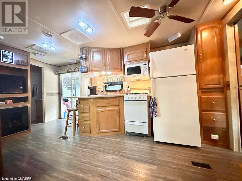 7489 Sideroad 5. E Unit# Hillside 25, Mount Forest, Ontario  N0G 2L0 - Photo 26 - 40548177