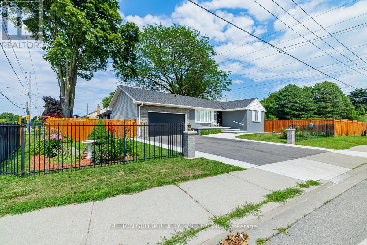 2087 Munden Road, Mississauga, Ontario  L5A 2R1 - Photo 2 - W8110380