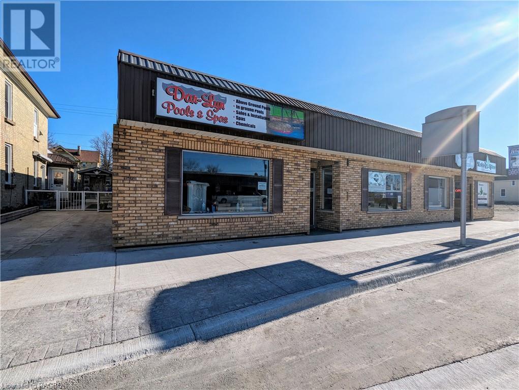 859 Queen Street, Kincardine, Ontario  N2Z 2Y2 - Photo 3 - 40536056