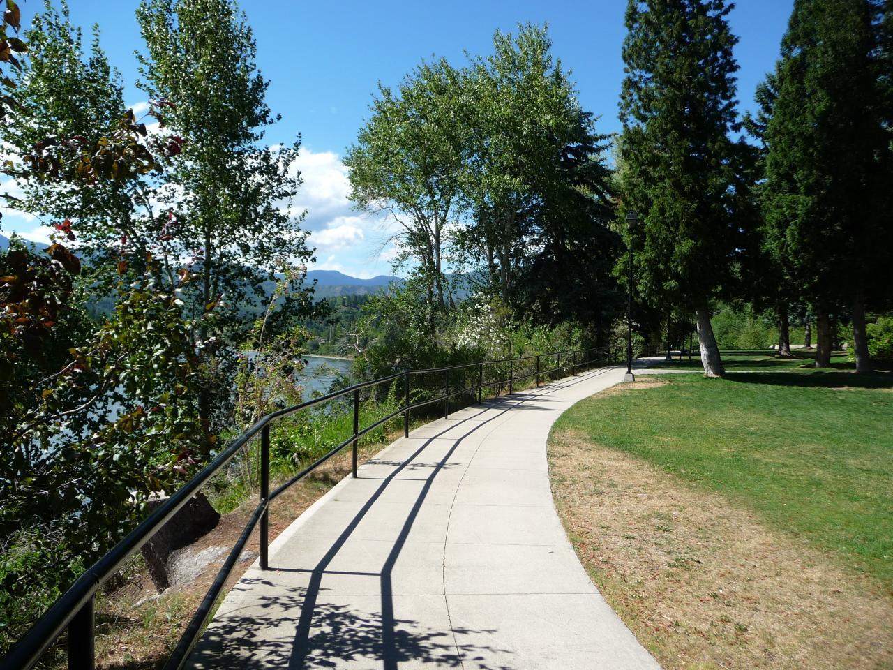 416 Olivia Crescent, Trail, British Columbia  V1R 1A7 - Photo 43 - 2474178
