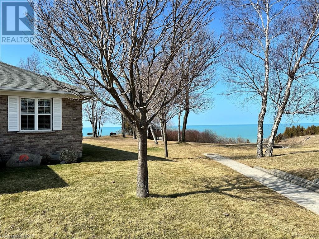 301 Bethune Crescent, Goderich, Ontario  N7A 4M6 - Photo 5 - 40531166