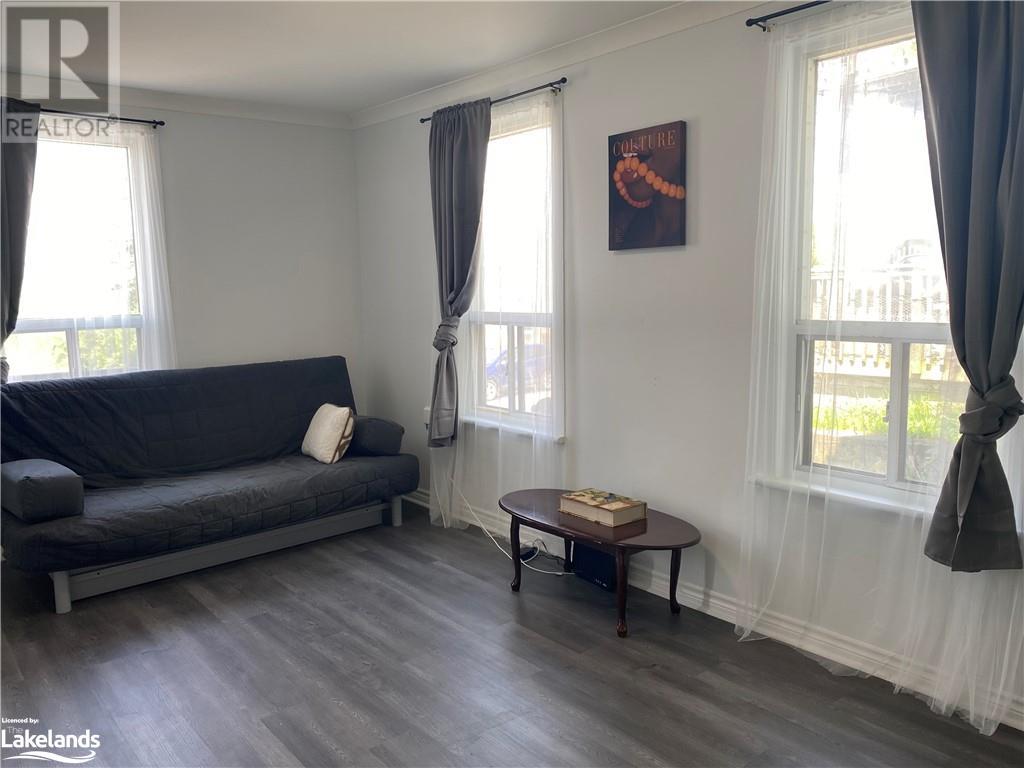 35 Main Street, Huntsville, Ontario  P1H 1W9 - Photo 12 - 40548473