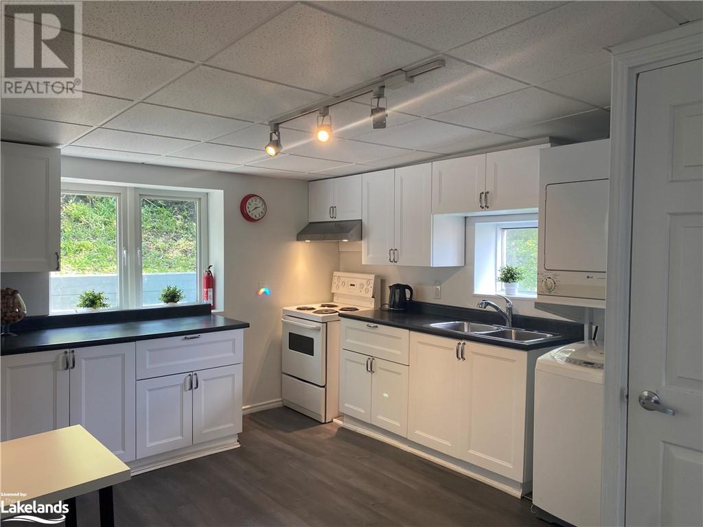 35 Main Street, Huntsville, Ontario  P1H 1W9 - Photo 18 - 40548473