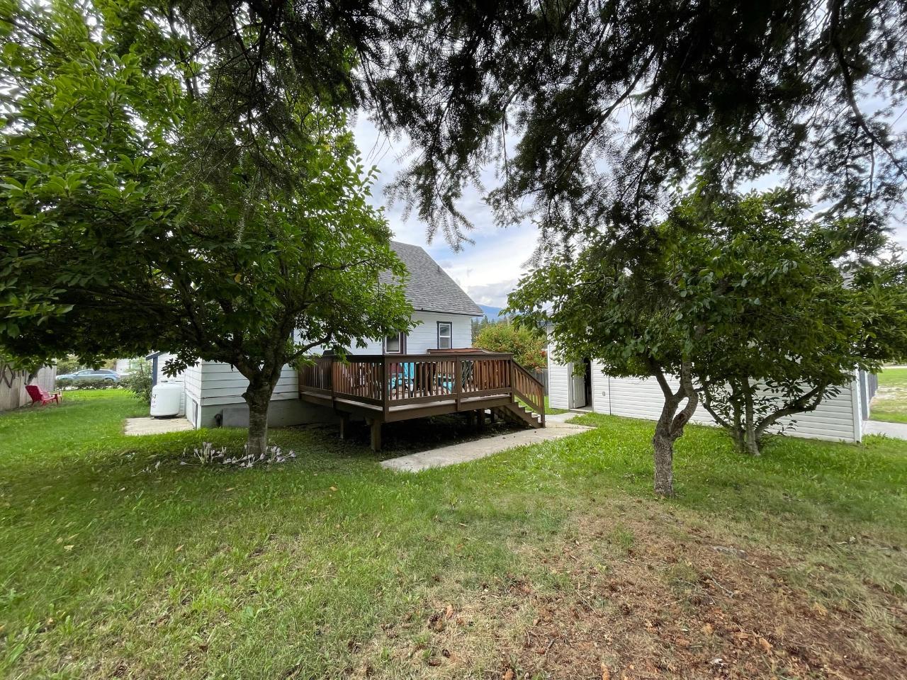 1526 Eastman Avenue, Riondel, British Columbia  V0B 2B0 - Photo 11 - 2475262