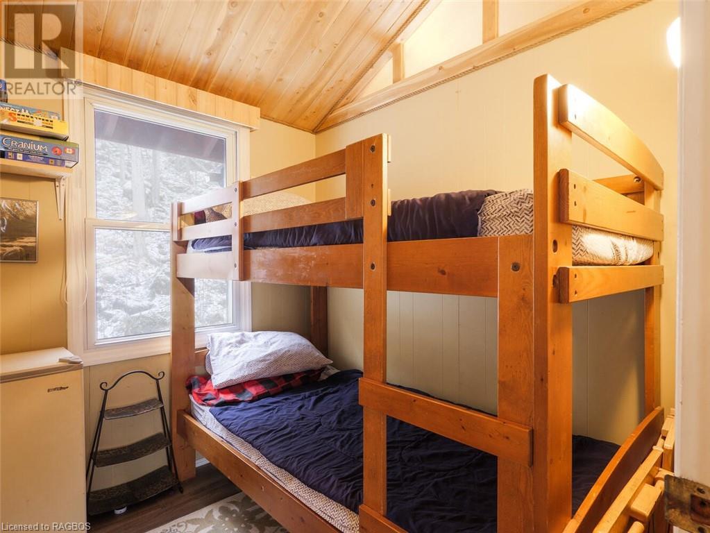 15 3rd Avenue, South Bruce Peninsula, Ontario  N0H 2T0 - Photo 13 - 40547293