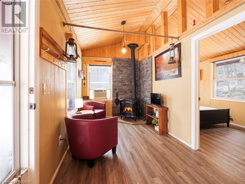 15 3rd Avenue, South Bruce Peninsula, Ontario  N0H 2T0 - Photo 17 - 40547293