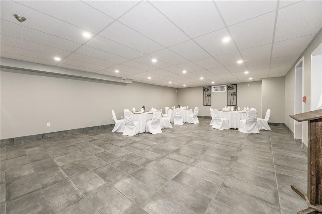 288 Kemp Road W, Grimsby, Ontario L3M 4E7 (26578986) Alex Grinton