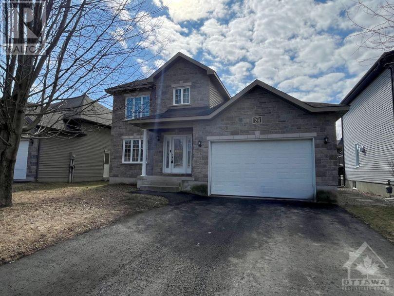 28 HONORE CRESCENT, limoges, Ontario